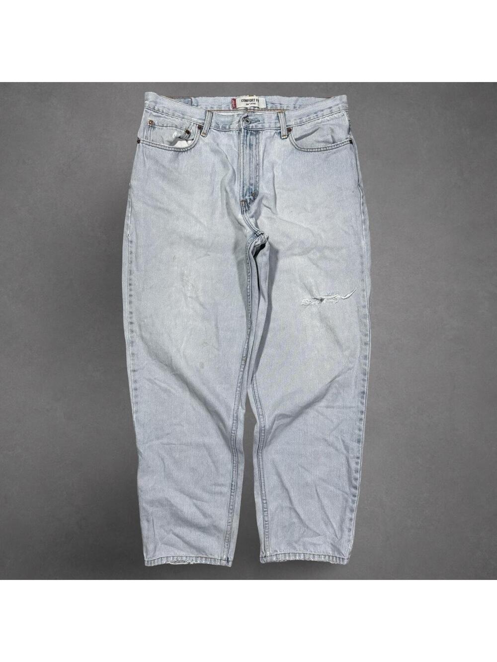 Vintage Levi’s 560 Comfort Fit Light Wash Jeans W36 L32